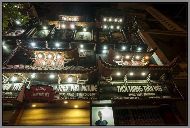 Pinturas bordadas a mano conquistan a amantes del arte ảnh 1 Pinturas bordadas a mano conquistan a amantes del arte ảnh 1