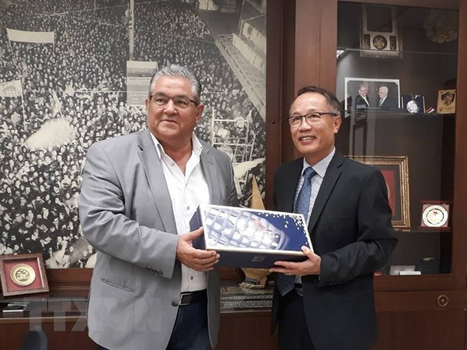 Partido Comunista de Grecia aspira a fortalecer lazos con su similar vietnamita ảnh 1 Partido Comunista de Grecia aspira a fortalecer lazos con su similar vietnamita ảnh 1