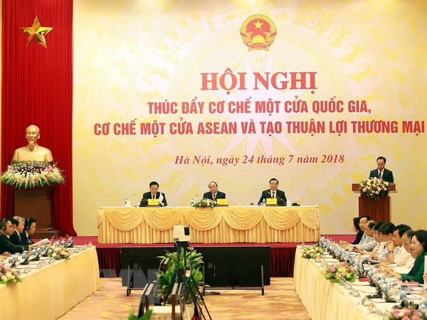 Premier vietnamita insta a promover la implementación del mecanismo de ventanilla única ảnh 1 Premier vietnamita insta a promover la implementación del mecanismo de ventanilla única ảnh 1