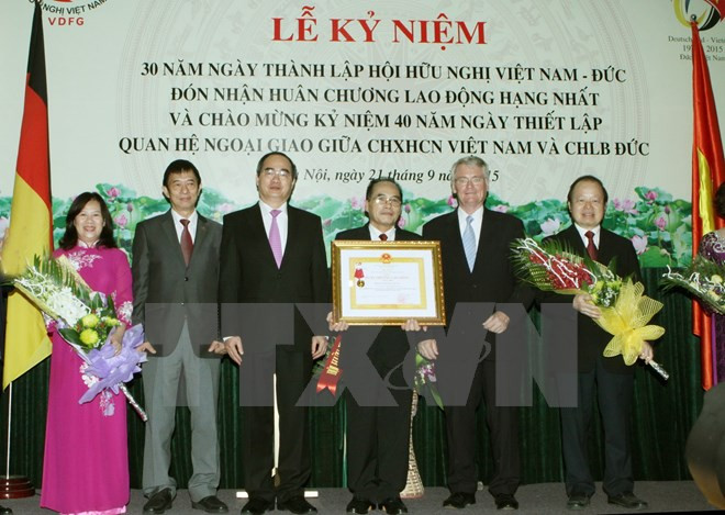 Honrada asociación Vietnam-Alemania por aportes a nexos bilaterales ảnh 1 Honrada asociación Vietnam-Alemania por aportes a nexos bilaterales ảnh 1