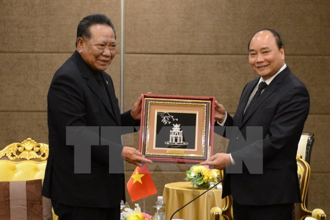 Premier vietnamita se reúne con excanciller tailandés ảnh 1 Premier vietnamita se reúne con excanciller tailandés ảnh 1