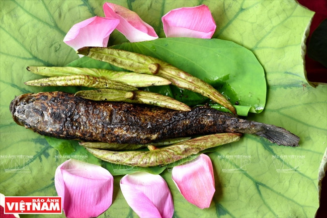 Flor de loto en el campo gastronómico ảnh 2 Flor de loto en el campo gastronómico ảnh 2