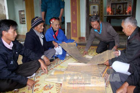 Aldea Trung Yen, un lugar donde se preservan decretos reales de dinastía Nguyen ảnh 1