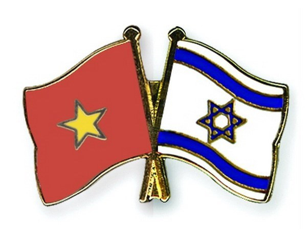 Presidente vietnamita aprecia contribución de embajadora israelí a lazos bilaterales ảnh 1 Presidente vietnamita aprecia contribución de embajadora israelí a lazos bilaterales ảnh 1