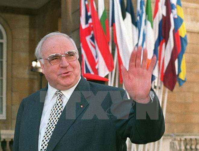 Vietnam lamenta fallecimiento de excanciller alemán Helmut Kohl ảnh 1