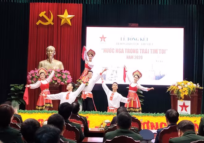 Entregan en Hanoi premios del concurso “Rusia en mi corazón” ảnh 1 Entregan en Hanoi premios del concurso “Rusia en mi corazón” ảnh 1