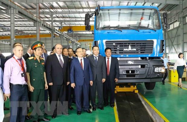 Inaugura Belarús en Vietnam la fábrica automovilística Maz Asia ảnh 1