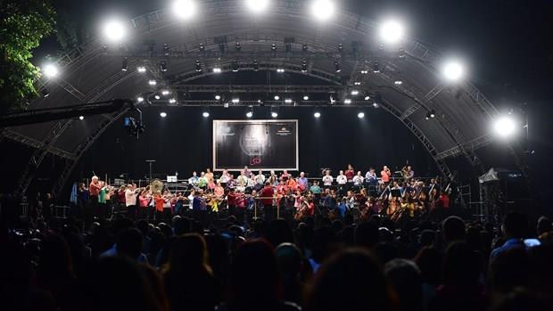 Actuará Orquesta sinfónica de Londres en espacio peatonal de Hanoi ảnh 1 Actuará Orquesta sinfónica de Londres en espacio peatonal de Hanoi ảnh 1
