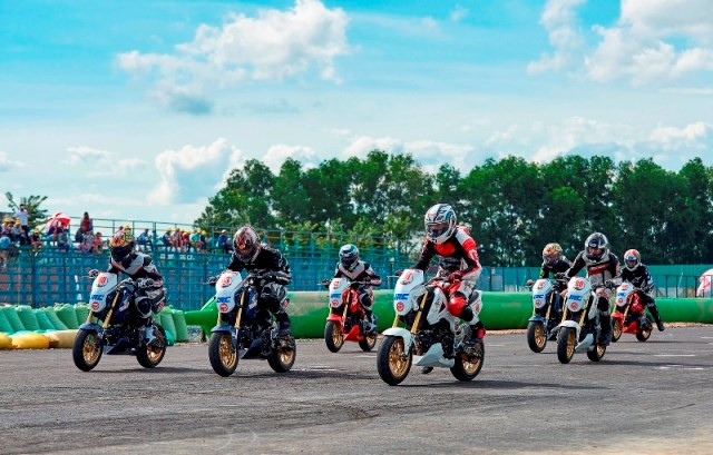Atletas vietnamitas participarán en campeonato asiático de motociclismo ảnh 1 Atletas vietnamitas participarán en campeonato asiático de motociclismo ảnh 1