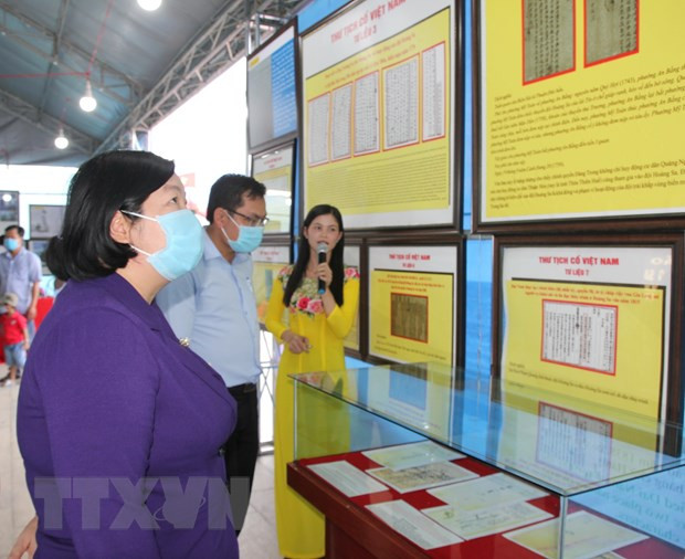 Exposición en Bac Lieu confirma soberanía de Vietnam sobre Hoang Sa y Truong Sa ảnh 1 Exposición en Bac Lieu confirma soberanía de Vietnam sobre Hoang Sa y Truong Sa ảnh 1