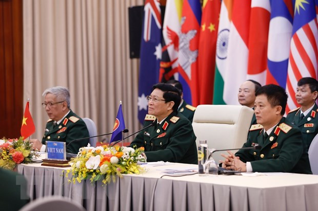 Singapur destaca éxito de Vietnam en organización de reuniones ministeriales de defensa de ASEAN ảnh 1 Singapur destaca éxito de Vietnam en organización de reuniones ministeriales de defensa de ASEAN ảnh 1