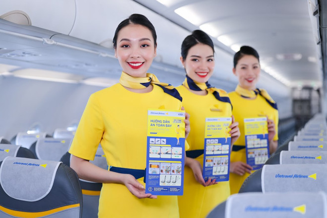 Vietravel Airlines anuncia uniforme y símbolo de aerolínea ảnh 3 Vietravel Airlines anuncia uniforme y símbolo de aerolínea ảnh 3