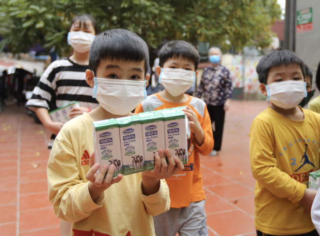 Programa ayuda a los niños de Hanoi a regresar a la escuela ảnh 1 Programa ayuda a los niños de Hanoi a regresar a la escuela ảnh 1