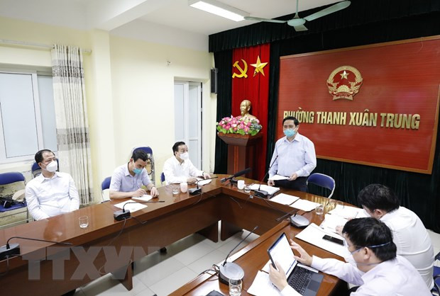 Primer ministro de Vietnam supervisa labores antiepidémicas en Hanoi ảnh 2 Primer ministro de Vietnam supervisa labores antiepidémicas en Hanoi ảnh 2