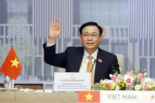 Presidente de Asamblea Nacional de Vietnam conversa con su homólogo tailandés ảnh 1 Presidente de Asamblea Nacional de Vietnam conversa con su homólogo tailandés ảnh 1