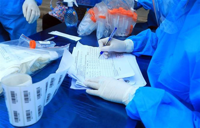 Hanoi intensifica tareas de prevención y control del COVID-19 ảnh 2 Hanoi intensifica tareas de prevención y control del COVID-19 ảnh 2