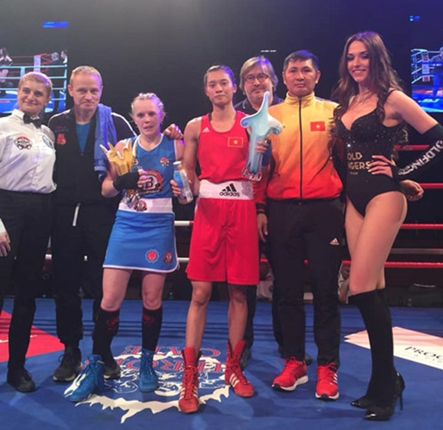 Boxeadora vietnamita gana el campeonato del torneo de boxeo de estrellas europeo – asiáticas ảnh 1 Boxeadora vietnamita gana el campeonato del torneo de boxeo de estrellas europeo – asiáticas ảnh 1