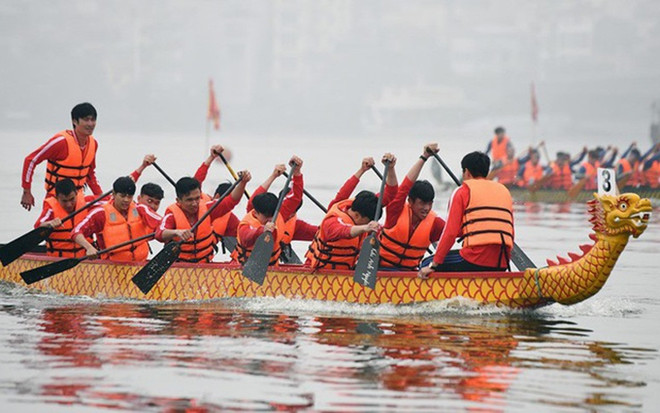 Celebrarán regata tradicional del barco de dragón en Hanoi ảnh 1 Celebrarán regata tradicional del barco de dragón en Hanoi ảnh 1