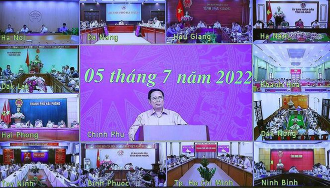 Premier vietnamita insta a evitar negligencia en control pandémico de la COVID-19 ảnh 1 Premier vietnamita insta a evitar negligencia en control pandémico de la COVID-19 ảnh 1