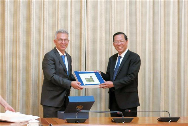 Ciudad Ho Chi Minh incentiva cooperación con ciudad alemana de Frankfurt ảnh 2 Ciudad Ho Chi Minh incentiva cooperación con ciudad alemana de Frankfurt ảnh 2