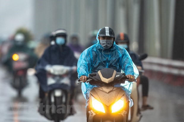 Localidades norteñas y centrales vietnamitas enfrentan ola de calor ảnh 2 Localidades norteñas y centrales vietnamitas enfrentan ola de calor ảnh 2