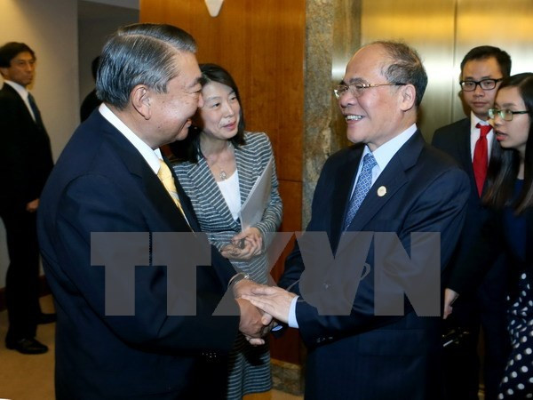 Se reúnen dirigentes parlamentarios vietnamita y japonés ảnh 1 Se reúnen dirigentes parlamentarios vietnamita y japonés ảnh 1