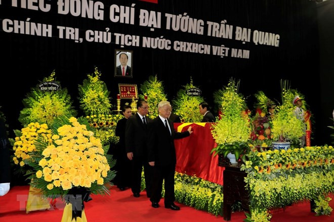 Vietnam realiza homenaje póstumo al presidente Tran Dai Quang ảnh 2 Vietnam realiza homenaje póstumo al presidente Tran Dai Quang ảnh 2