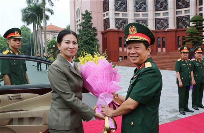 Vietnam y Camboya coinciden en elevar intercambio de experiencias entre mujeres oficiales ảnh 1 Vietnam y Camboya coinciden en elevar intercambio de experiencias entre mujeres oficiales ảnh 1