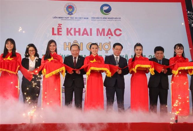 Efectúan en Ciudad Ho Chi Minh feria de promoción comercial para cooperativas ảnh 1 Efectúan en Ciudad Ho Chi Minh feria de promoción comercial para cooperativas ảnh 1