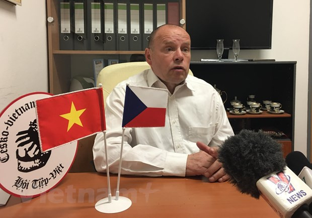 Opinión pública checa destaca visita del premier vietnamita ảnh 1 Opinión pública checa destaca visita del premier vietnamita ảnh 1