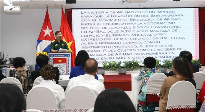 Celebran en Vietnam aniversario de la victoria histórica de Playa Girón ảnh 1