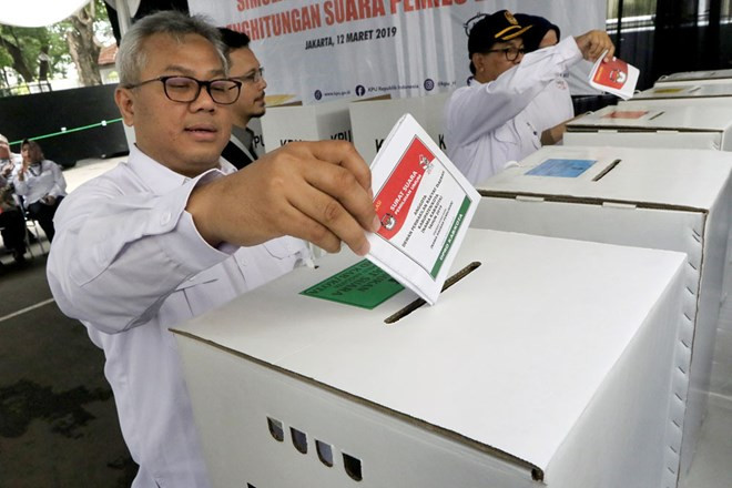 Reconocen en Indonesia problemas en preparación de varias regencias para próximas elecciones generales ảnh 1 Reconocen en Indonesia problemas en preparación de varias regencias para próximas elecciones generales ảnh 1
