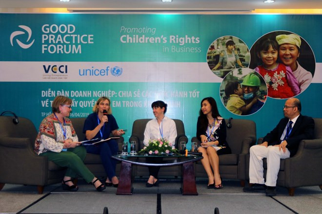 Efectúan en Vietnam foro sobre el respeto por las empresas de los derechos de los niños ảnh 1 Efectúan en Vietnam foro sobre el respeto por las empresas de los derechos de los niños ảnh 1