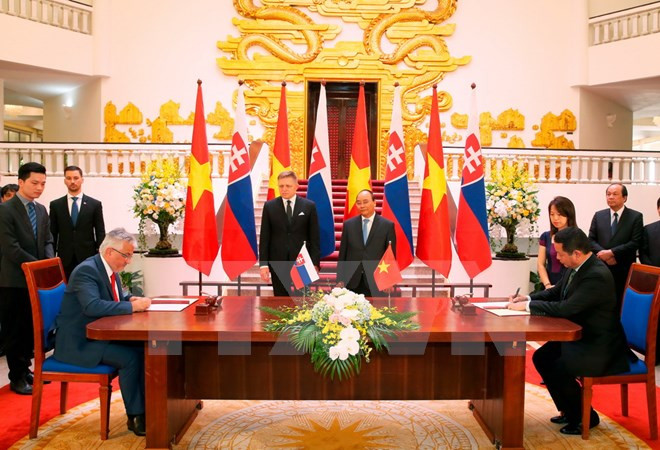 Vietnam es socio de amistad tradicional de Eslovaquia, dijo premier eslovaco ảnh 1 Vietnam es socio de amistad tradicional de Eslovaquia, dijo premier eslovaco ảnh 1