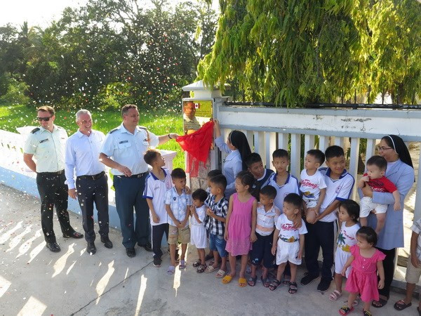 Embajada de Canadá en Vietnam inaugura obra caritativa en provincia de Khanh Hoa ảnh 1 Embajada de Canadá en Vietnam inaugura obra caritativa en provincia de Khanh Hoa ảnh 1