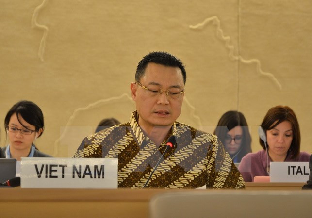 Vietnam afirma que considera importante la educación sobre derechos humanos ảnh 1 Vietnam afirma que considera importante la educación sobre derechos humanos ảnh 1