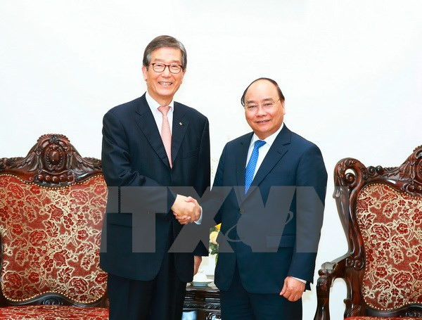 Premier de Vietnam recibe a ejecutivo del banco sudcoreano KDB ảnh 1 Premier de Vietnam recibe a ejecutivo del banco sudcoreano KDB ảnh 1