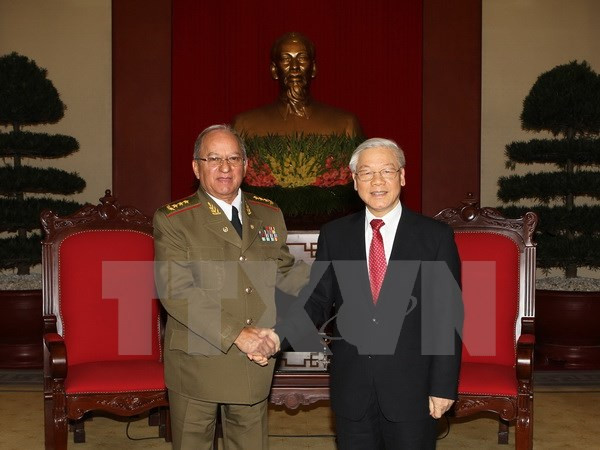 Ministro de las Fuerzas Armadas Revolucionarias de Cuba destaca visita a Vietnam ảnh 1 Ministro de las Fuerzas Armadas Revolucionarias de Cuba destaca visita a Vietnam ảnh 1
