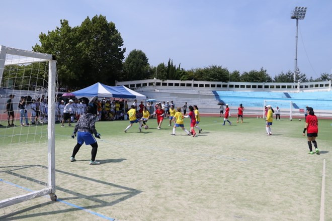 Nutrida participación de estudiantes vietnamitas en evento deportivo en Corea del Sur ảnh 1 Nutrida participación de estudiantes vietnamitas en evento deportivo en Corea del Sur ảnh 1