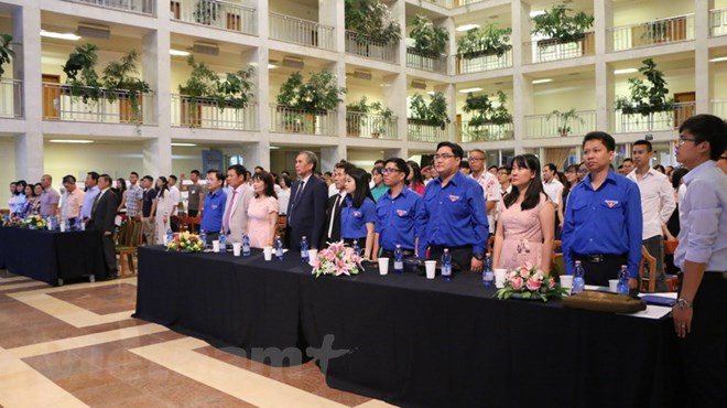 Inauguran Campamento de Verano para jóvenes vietnamitas en Europa ảnh 1