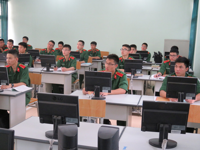 Militares de Asia intercambian en Vietnam sobre enseñanza de idioma inglés en ejército ảnh 1 Militares de Asia intercambian en Vietnam sobre enseñanza de idioma inglés en ejército ảnh 1