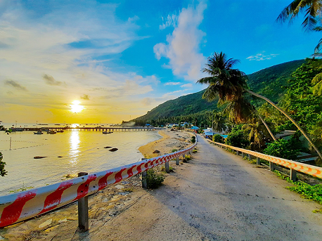 Exploran belleza prístina de isla vietnamita de Hon Son ảnh 2 Exploran belleza prístina de isla vietnamita de Hon Son ảnh 2