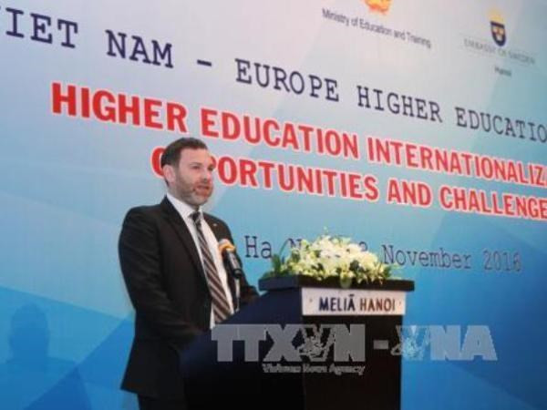 Celebran en Vietnam foro sobre educación universitaria europea ảnh 1 Celebran en Vietnam foro sobre educación universitaria europea ảnh 1