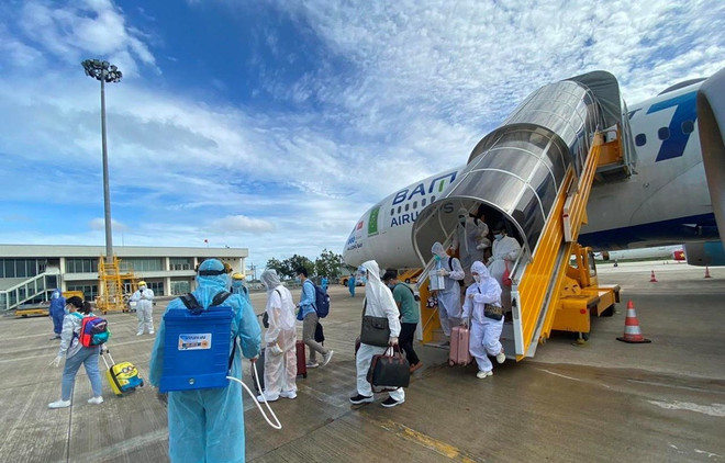 Bamboo Airways mantiene liderazgo en puntualidad en agosto ảnh 1