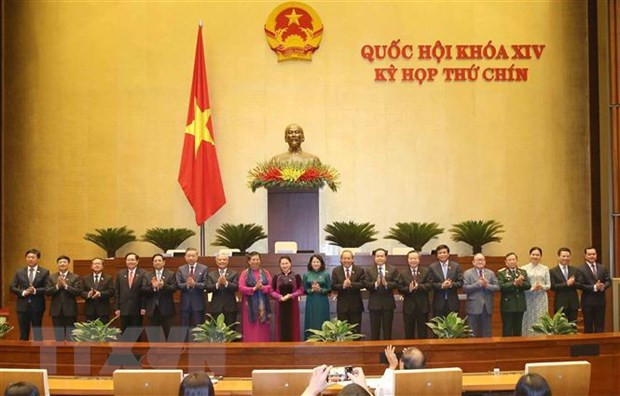 Parlamento de Vietnam aprueba resolución sobre establecimiento del Consejo Electoral Nacional ảnh 1