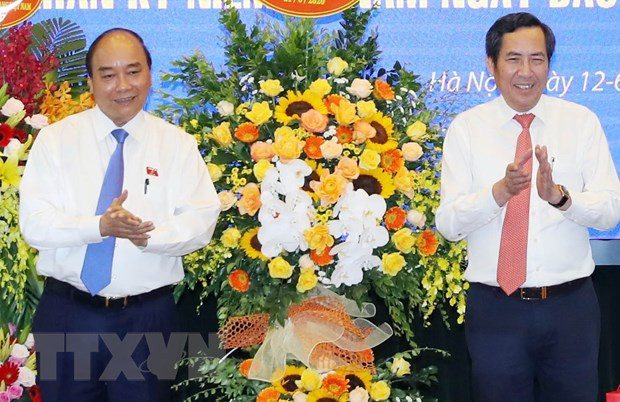 Felicita premier de Vietnam a periodistas por Día Nacional de la Prensa Revolucionaria ảnh 1 Felicita premier de Vietnam a periodistas por Día Nacional de la Prensa Revolucionaria ảnh 1