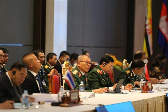 Inauguran Reunión de Ministros de Defensa de la ASEAN ảnh 2 Inauguran Reunión de Ministros de Defensa de la ASEAN ảnh 2