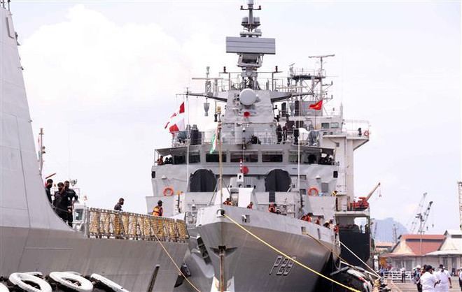 Flota de Armada india realiza visita de amistad a Ciudad Ho Chi Minh ảnh 1 Flota de Armada india realiza visita de amistad a Ciudad Ho Chi Minh ảnh 1
