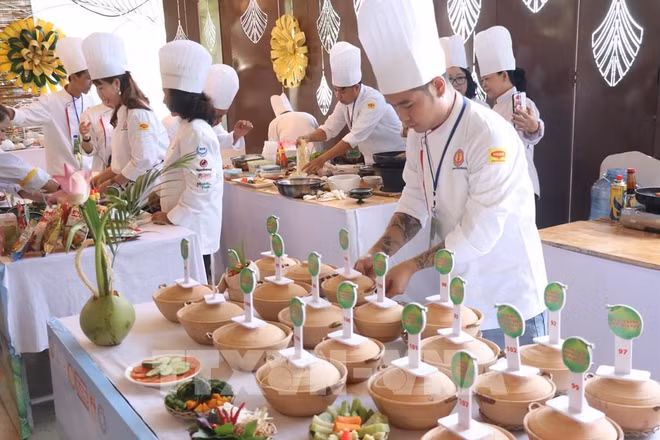 222 platos de coco en Vietnam establecen récord mundial ảnh 2