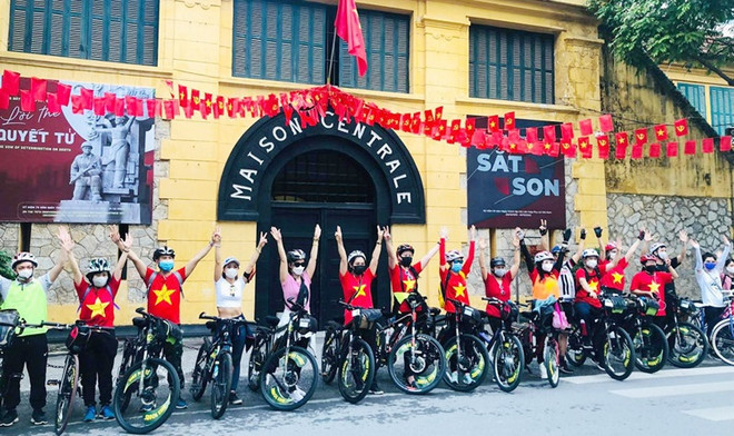 Llegada de turistas a Hanoi se triplica en primera mitad del año ảnh 1